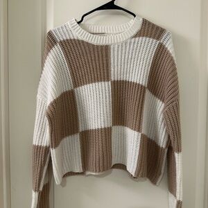 Cozy Checkered Sweater - White and Brown